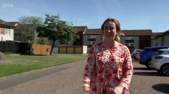 Homes Under The Hammer S29E16 WEB H264-RBB
